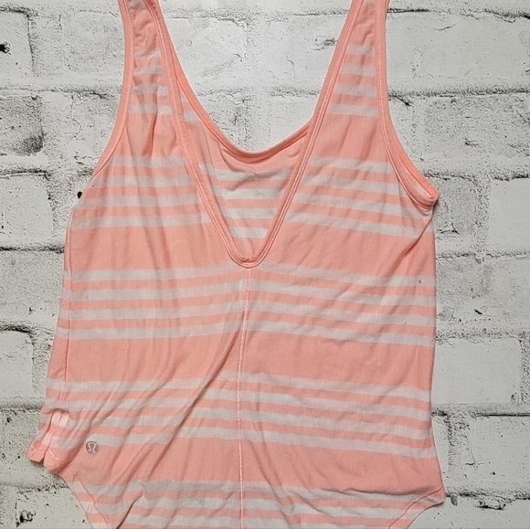 Lululemon Pink Striped Criss Cross Back Tank Top Size 4 Lightweight Racerback - Picture 3 of 7